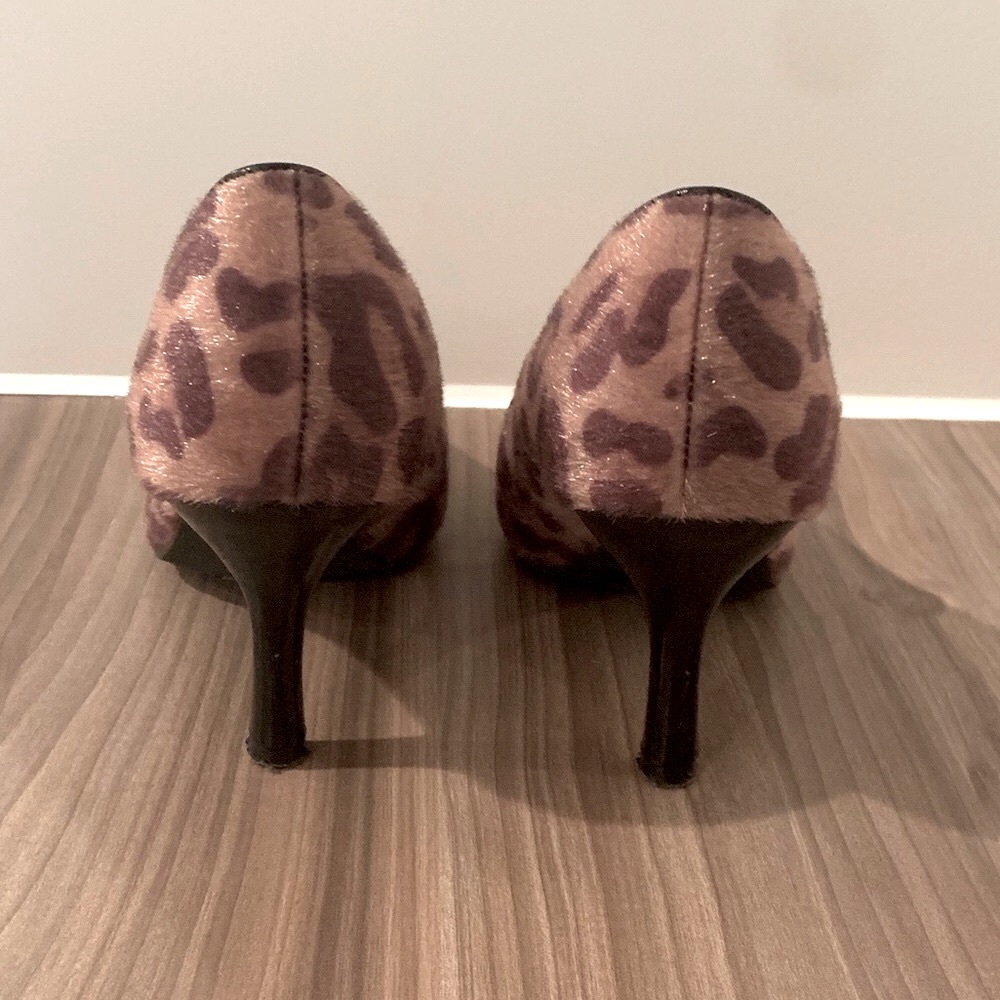 Comfort plus by predictions pony hair pumps size 8 1/2W - Picture 5 of 7